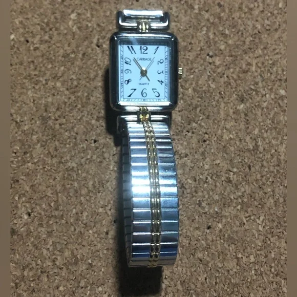 Women's Two-Tone Quartz Watch - Picture 3 of 6